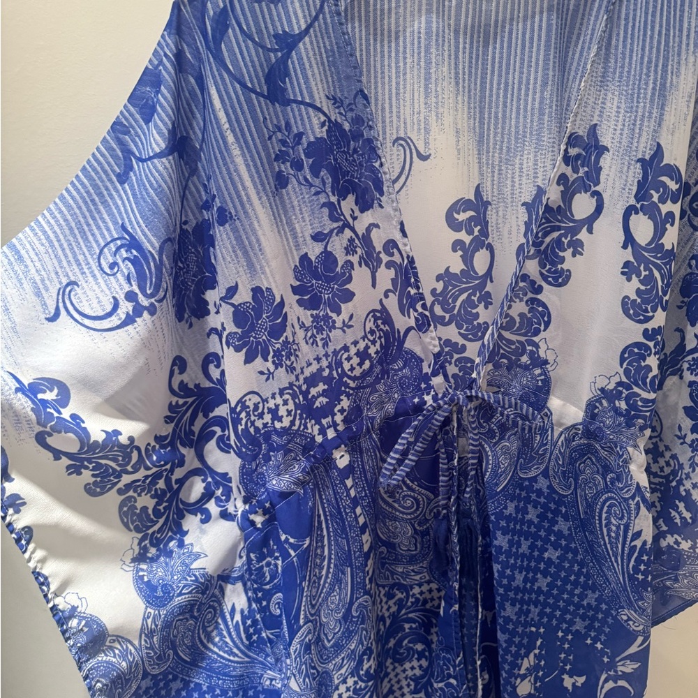 Rise & Bloom Beach/pool cover-up. 
100% poly. A size XL. Large okay too. - Picture 9 of 13